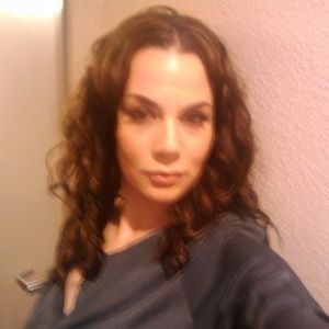 Meet your Posher, Angelina